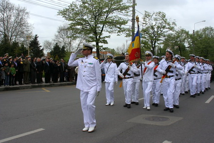 cine a participat la ceremonialul militar de ziua eroilor galerie foto 36046 325031