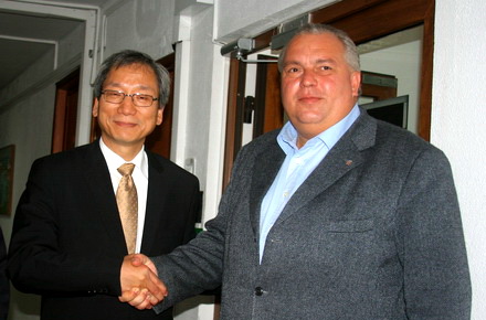 ambasador_2.jpg ambasador_2.jpg