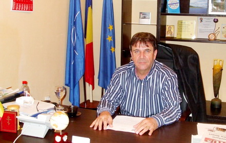 Crucea_primar_Gheorghe_Frigioi_03.jpg