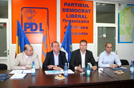 pdl_conferinta.jpg pdl_conferinta.jpg