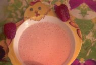 Mic dejun pentru cei miciBudinca de orez cu capsuni