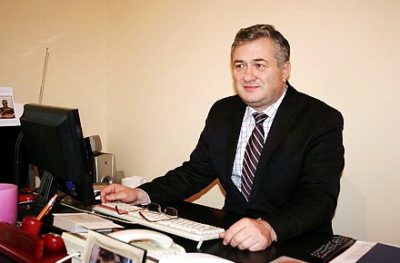 9-munteanu_Stefan-Munteanu-03.jpg 9-munteanu_Stefan-Munteanu-03.jpg