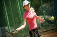 Halep o va întâlni pe Jurikova la BCR Ladies Open România 