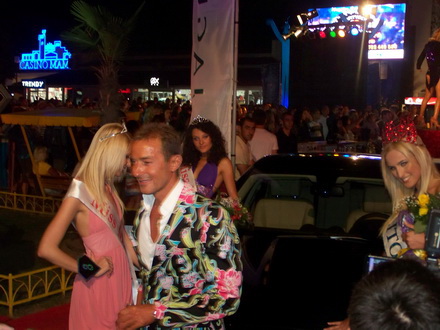 superlativele litoralului romanesc the office mamaia ocean view si crema summer club premiate la festivalul