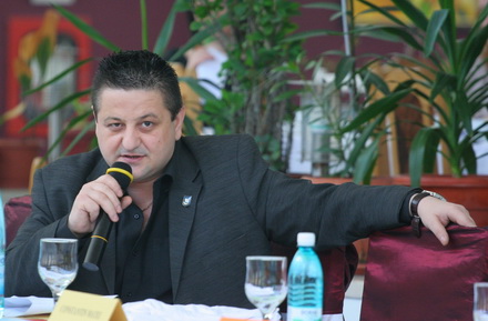 Cupsaa-OvidiuCupsa.jpg