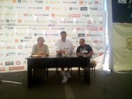 Big Ghiţă îi învaţă pe copiii constănţeni tainele baschetului „În fiecare an, sper să văd un jucător român în NBA\