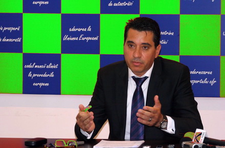 PDL_-_Gigi_Chiru_2.jpg PDL_-_Gigi_Chiru_2.jpg