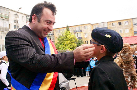 rechizite_navodari_Nicolae_.jpg rechizite_navodari_Nicolae_.jpg