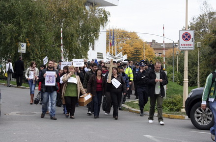 politist_-_protest_functionari_publici.jpg