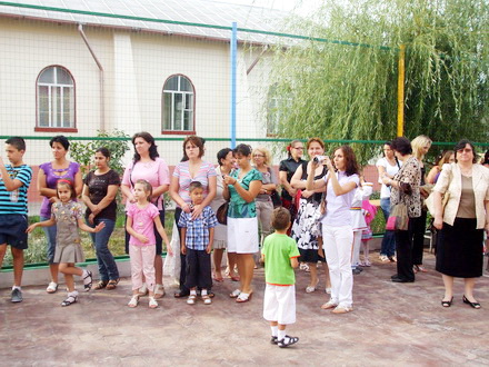 prima gradinita eco din judet la poarta alba prefectul palaz si primarul delicoti au taiat panglica inaugurala