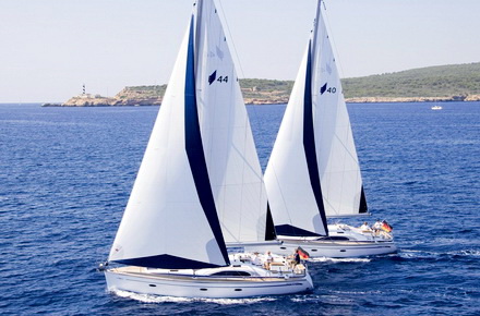 club_nautic_barci_cu_vele.jpg club_nautic_barci_cu_vele.jpg
