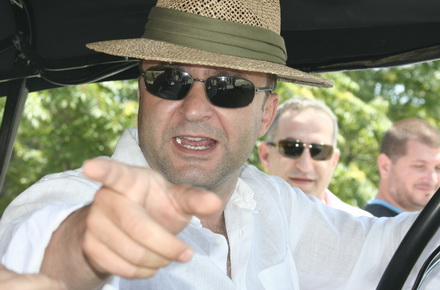 Elan_Schwarzenberg.jpg Elan_Schwarzenberg.jpg