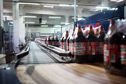 peste 800 de constanteni au deschis portile fabricii de bere heineken galerie foto 78368 345276