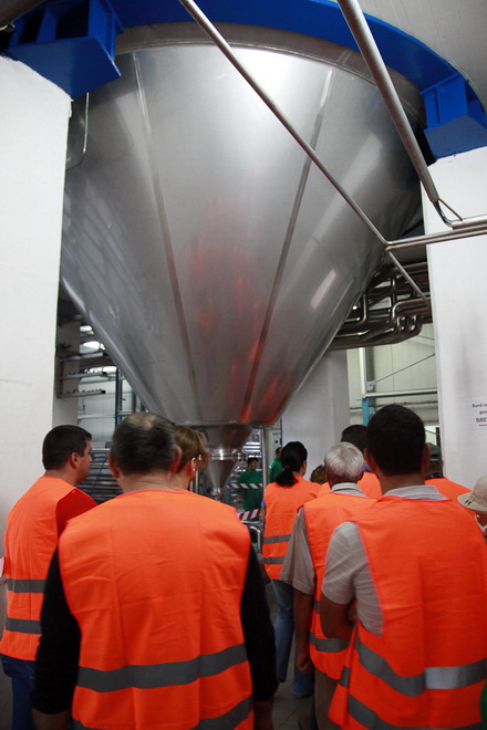 peste 800 de constanteni au deschis portile fabricii de bere heineken galerie foto 78368 345276