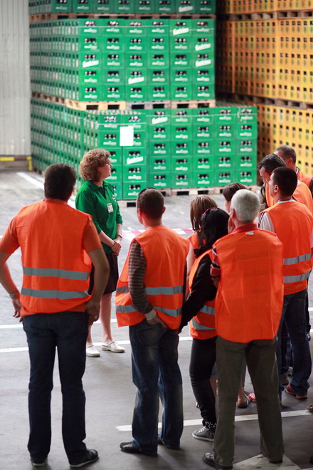 peste 800 de constanteni au deschis portile fabricii de bere heineken galerie foto 78368 345276