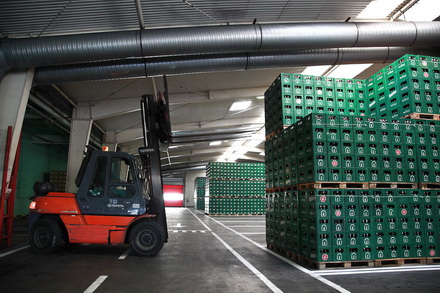 peste 800 de constanteni au deschis portile fabricii de bere heineken galerie foto 78368 345276
