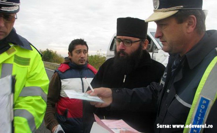 calugarSURSAFOTOADEVARUL.jpg