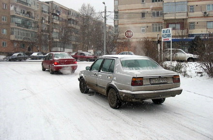 anvelope_-_trafic_masinii_2.jpg