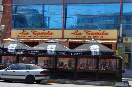 tavola_-_restaurant_autoservire_La_Tavola_1.jpg