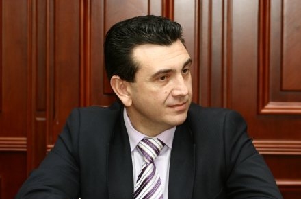 claudiu_palaz_03.jpg