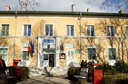 Baneasa_primaria_02.jpg Baneasa_primaria_02.jpg