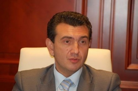 palaz.jpg palaz.jpg