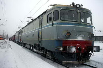 07_cfr_tren_inzapezit.jpg 07_cfr_tren_inzapezit.jpg