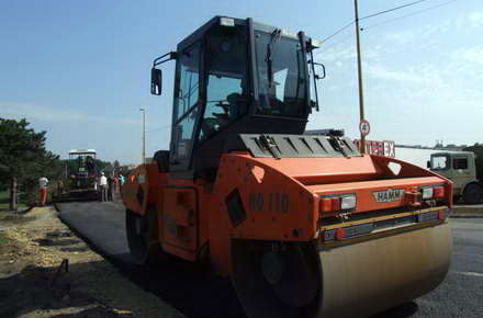 palas_-_utilaje_de_asfaltare.jpg palas_-_utilaje_de_asfaltare.jpg
