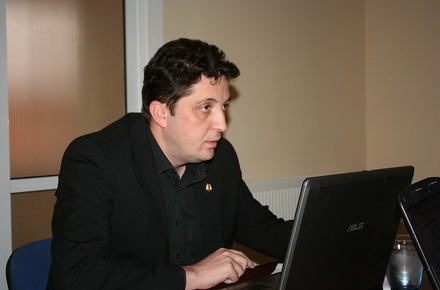 sintezainterviu-ValentinBurlacu2.jpg sintezainterviu-ValentinBurlacu2.jpg
