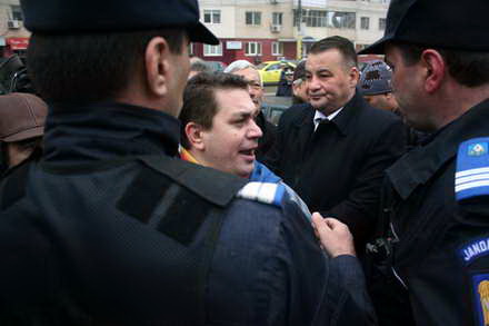 steaua revolutionarului pe cale de disparitie nicolae mavrodin bolid de lux cladire in capitala si arest