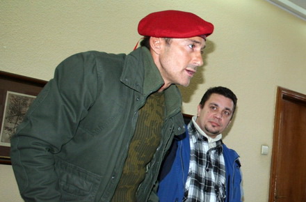 DESCHIDEREMazareMavrodin-RaduMazareNicolaeMavrodin.jpg DESCHIDEREMazareMavrodin-RaduMazareNicolaeMavrodin.jpg