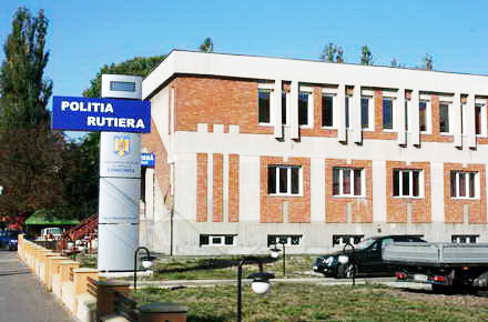 06_accident_sediu_Politia_rutiera.jpg