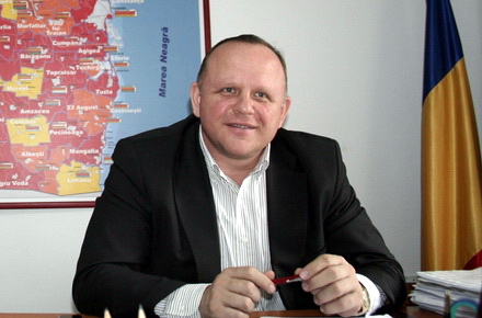 AgigeaprimarCristianCarjaliu04.jpg AgigeaprimarCristianCarjaliu04.jpg