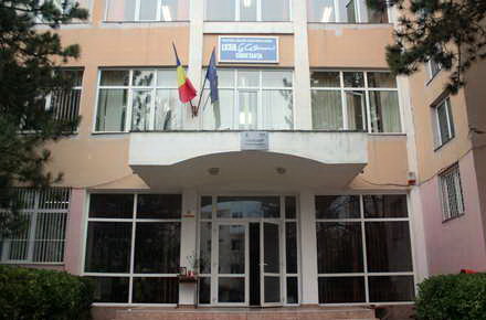 liceul_George_Calinescu.jpg liceul_George_Calinescu.jpg