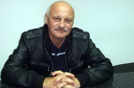 Mereni_-_primar_Gheorghe_Chiriac.jpg Mereni_-_primar_Gheorghe_Chiriac.jpg