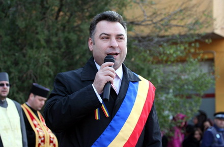 Matei-MateiNicolae.jpg Matei-MateiNicolae.jpg