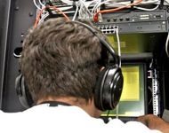 Verifică dacă ne ascultă bineProcurorii constănţeni, „săriţi\