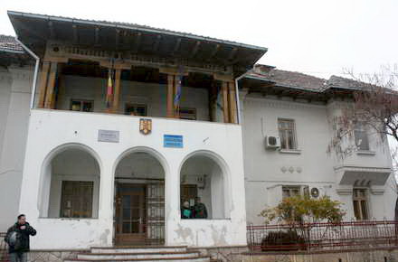Inna_Mangalia_parchetul_si_judecatoria.jpg Inna_Mangalia_parchetul_si_judecatoria.jpg