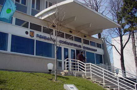 Hanganu_-_primaria_Mangalia.jpg Hanganu_-_primaria_Mangalia.jpg