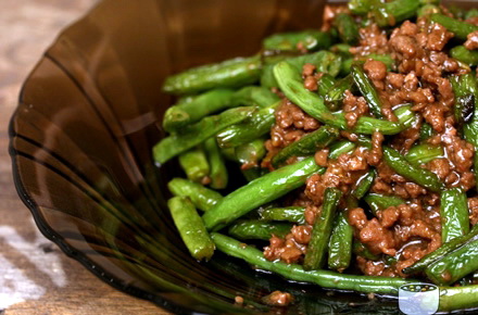 Fasole Verde Cu Carne Tocata La Wok