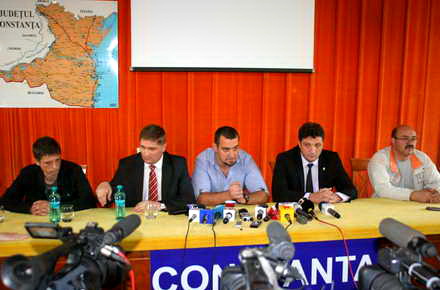 Lara_Camil_Manea_Andrei_Bodeanu.jpg Lara_Camil_Manea_Andrei_Bodeanu.jpg