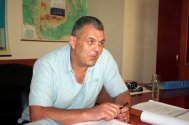 Fostul şef al Inspectoratului în Construcţii dă de băut