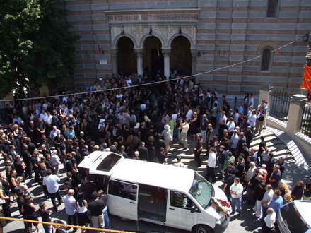 au trecut cinci ani de la moartea lui don pedro mostenitorii lui petrica iordache la cutite cu afacerea