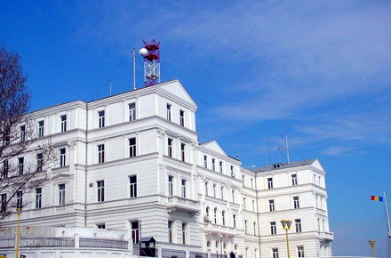 turisti-comandamentulMarinei2_1.jpg turisti-comandamentulMarinei2_1.jpg