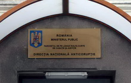Fertu_-_DNA_Bucuresti.jpg Fertu_-_DNA_Bucuresti.jpg