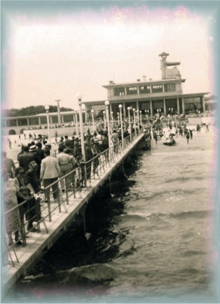 26_a_-_mamaia_-_1935_-_constr_pasarela_1.jpg