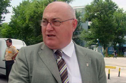 colegiul_9_-_Danut_Culetu.jpg colegiul_9_-_Danut_Culetu.jpg