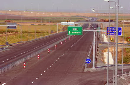 DESCHIDERE_Ce_ascunde_autostrada_soarelui_-_Autostrada.jpg