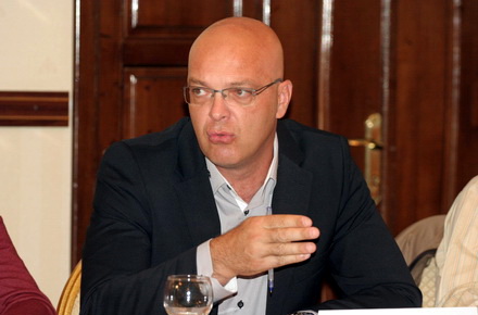 Gevat-RaducuPopescu.jpg Gevat-RaducuPopescu.jpg