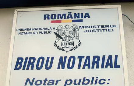 notari.jpg notari.jpg
